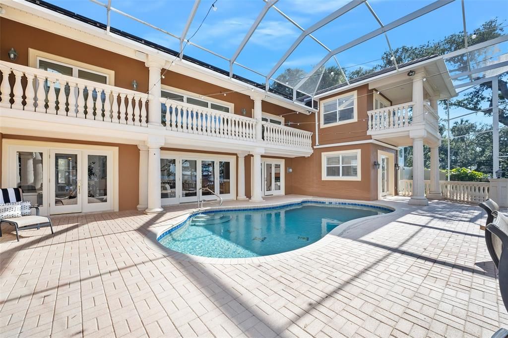 На продажу: $2,490,000 (5 спален, 4 ванн, 4777 Квадратных фут)