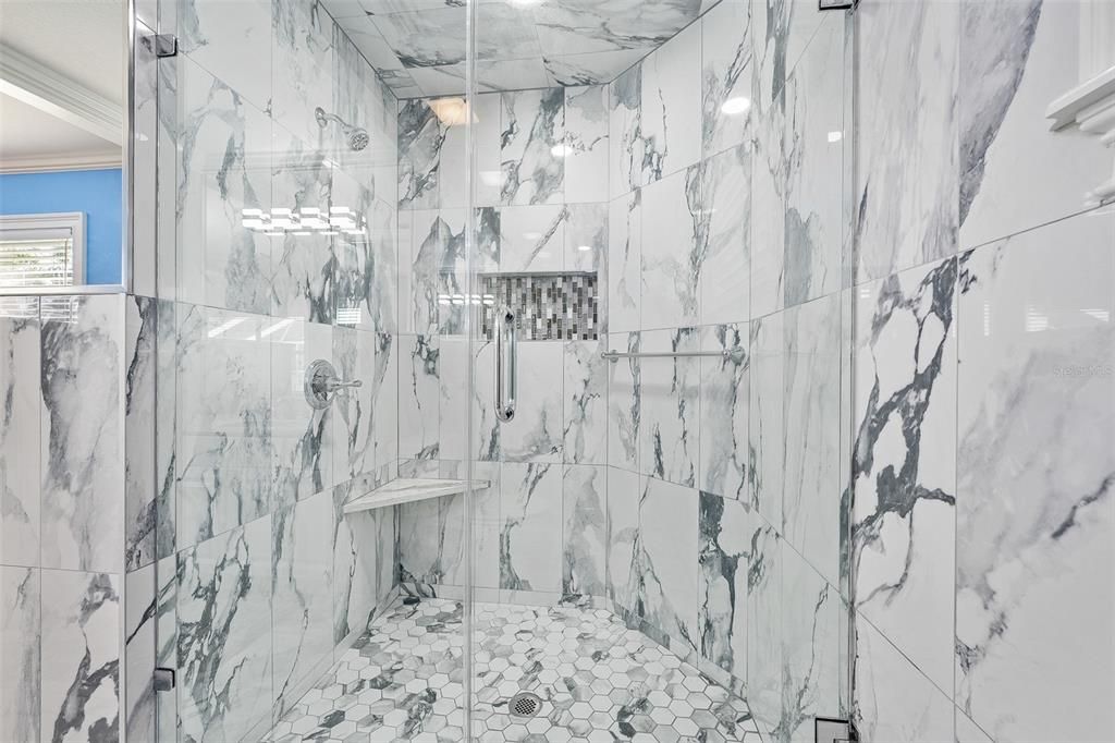 На продажу: $2,490,000 (5 спален, 4 ванн, 4777 Квадратных фут)