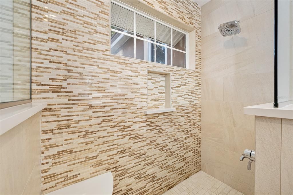 На продажу: $2,490,000 (5 спален, 4 ванн, 4777 Квадратных фут)