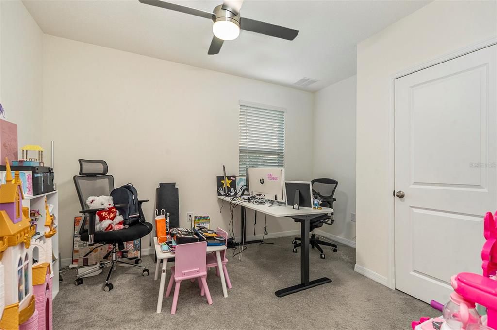 For Sale: $469,900 (5 beds, 3 baths, 2447 Square Feet)