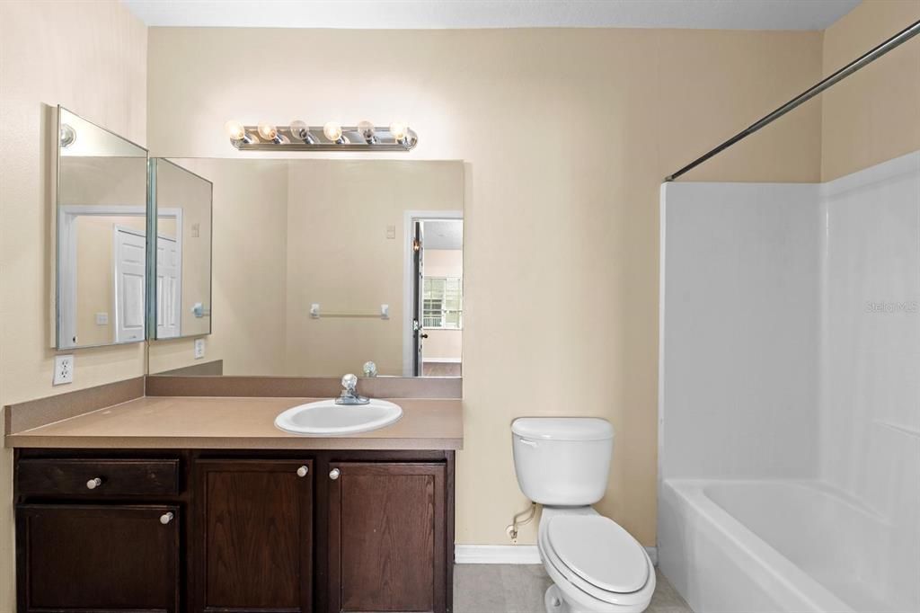 For Sale: $174,900 (3 beds, 2 baths, 1151 Square Feet)