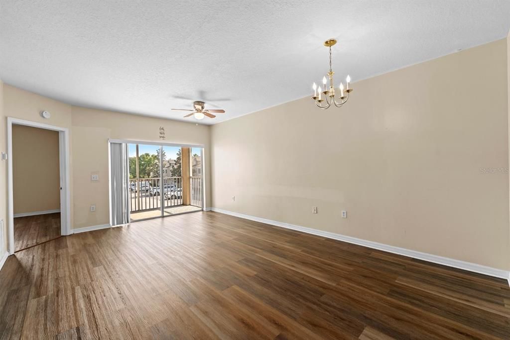 For Sale: $174,900 (3 beds, 2 baths, 1151 Square Feet)