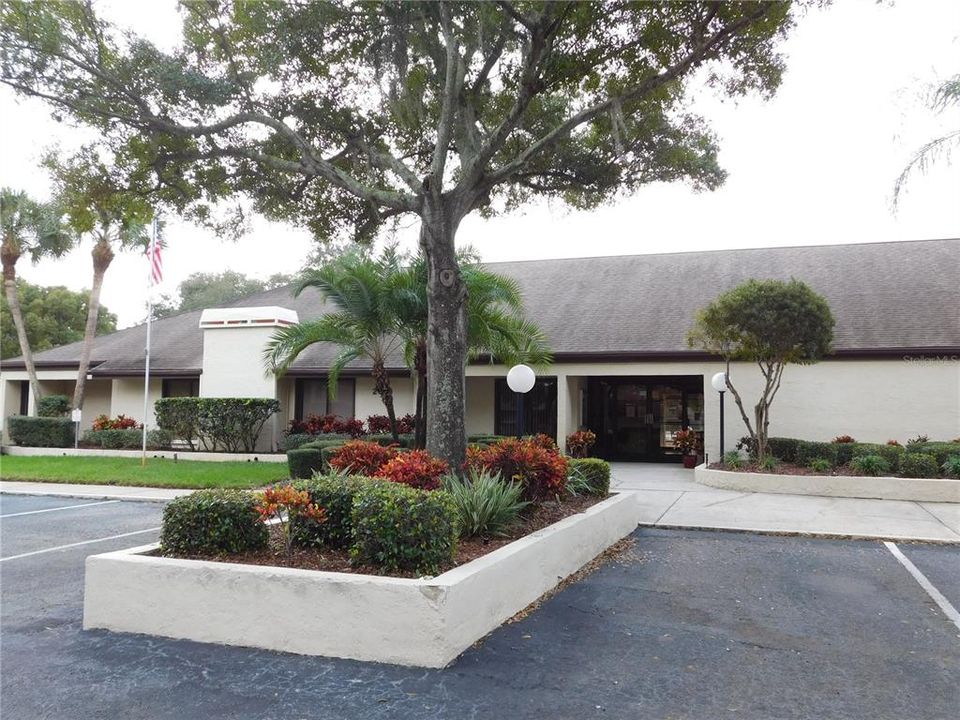 Active With Contract: $244,000 (2 beds, 2 baths, 940 Square Feet)