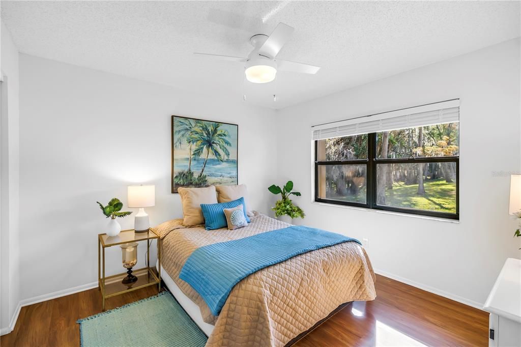 Active With Contract: $244,000 (2 beds, 2 baths, 940 Square Feet)