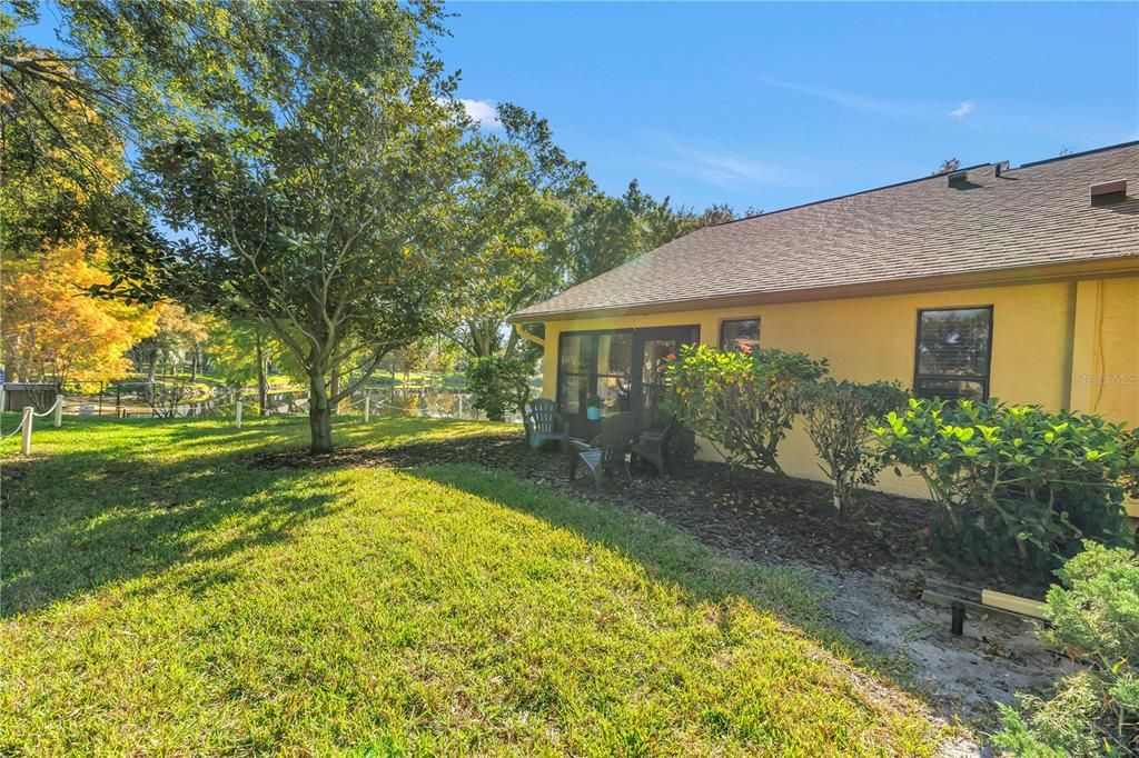 Active With Contract: $244,000 (2 beds, 2 baths, 940 Square Feet)