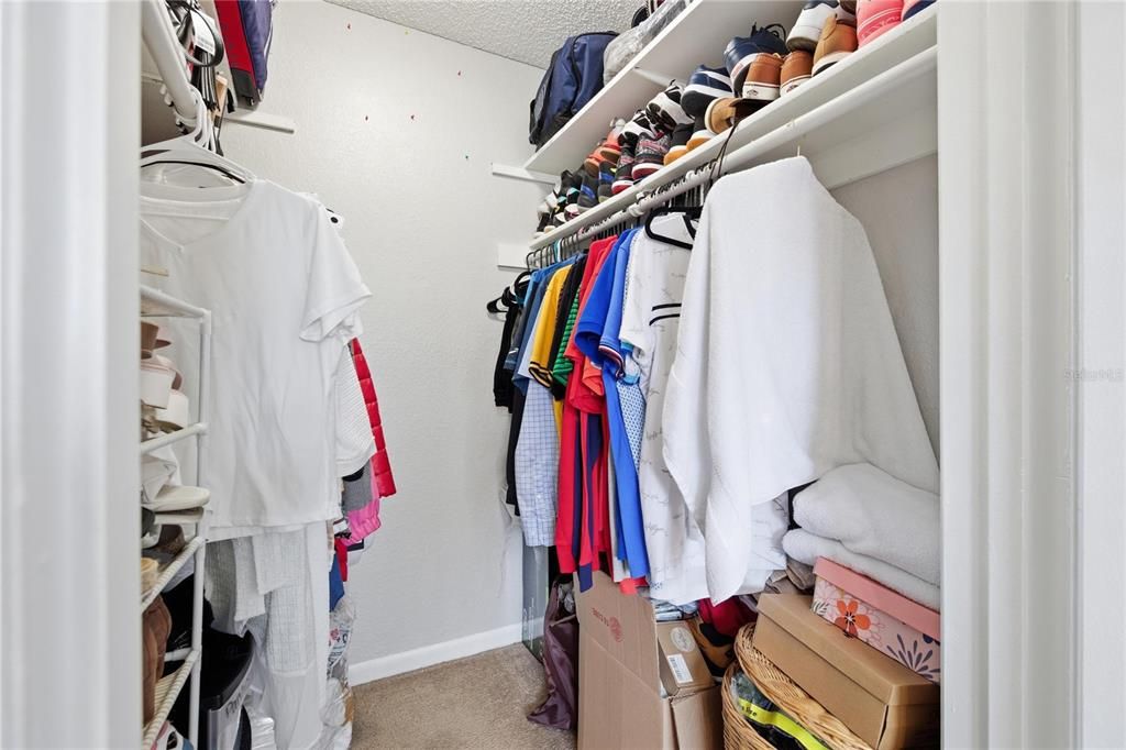 For Sale: $110,000 (1 beds, 1 baths, 660 Square Feet)