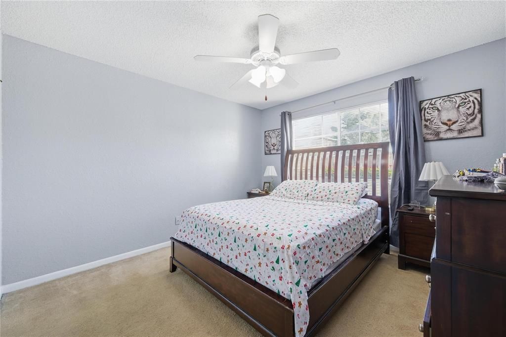 For Sale: $110,000 (1 beds, 1 baths, 660 Square Feet)