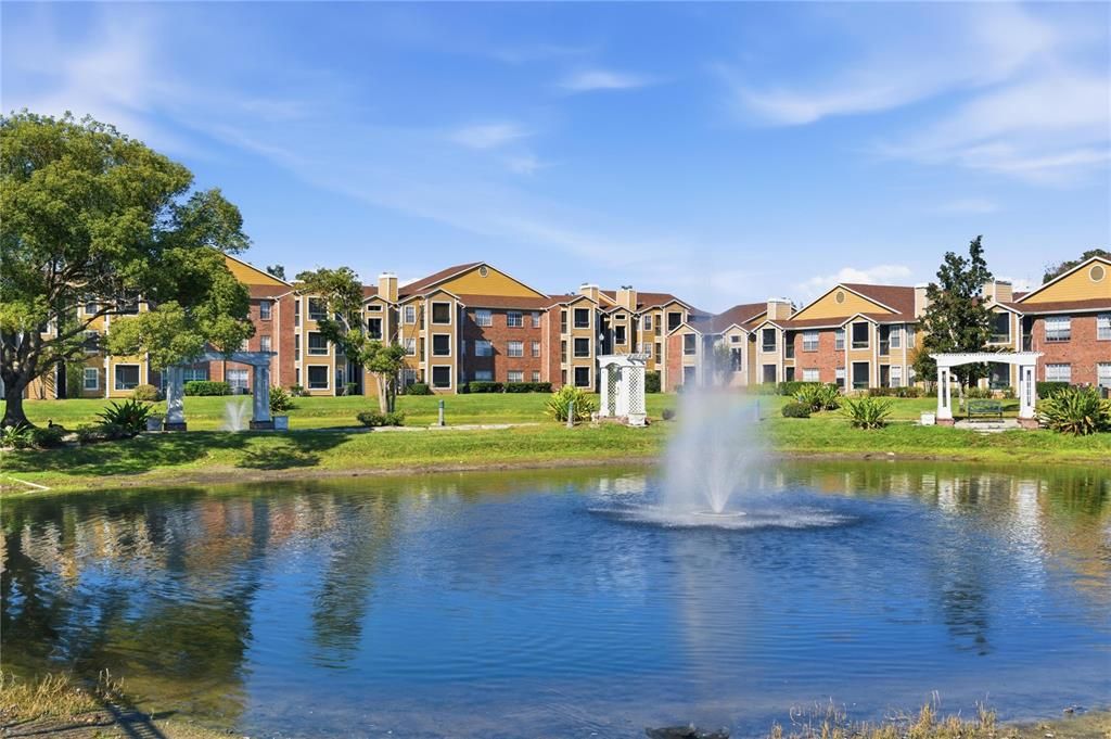 For Sale: $110,000 (1 beds, 1 baths, 660 Square Feet)