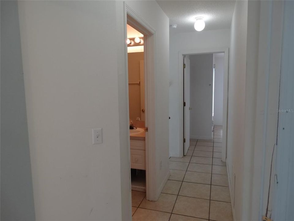 出租: $1,750 (3 贝兹, 2 浴室, 1850 平方英尺)