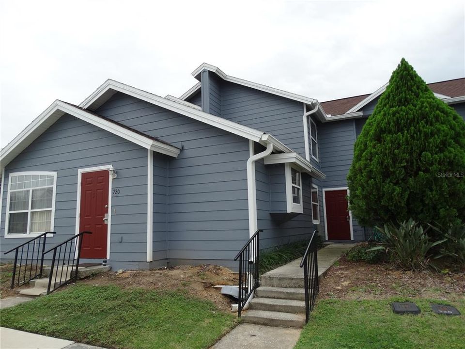 出租: $1,750 (3 贝兹, 2 浴室, 1850 平方英尺)