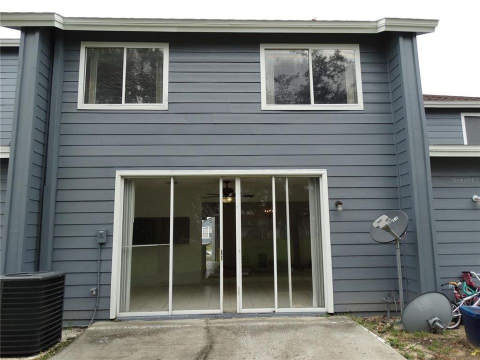 出租: $1,750 (3 贝兹, 2 浴室, 1850 平方英尺)