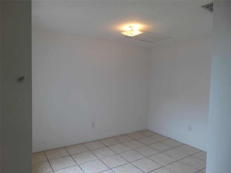 出租: $1,750 (3 贝兹, 2 浴室, 1850 平方英尺)