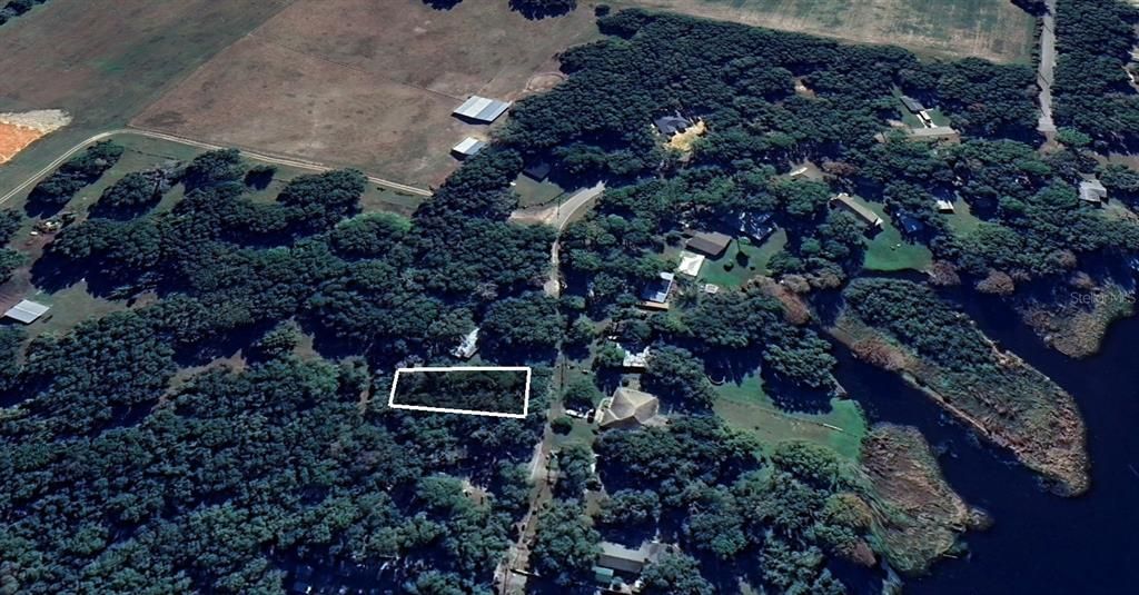 En Venta: $17,500 (0.25 acres)