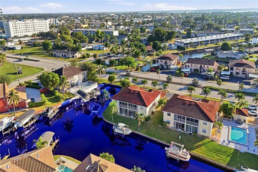 待售: $339,000 (2 贝兹, 2 浴室, 1105 平方英尺)