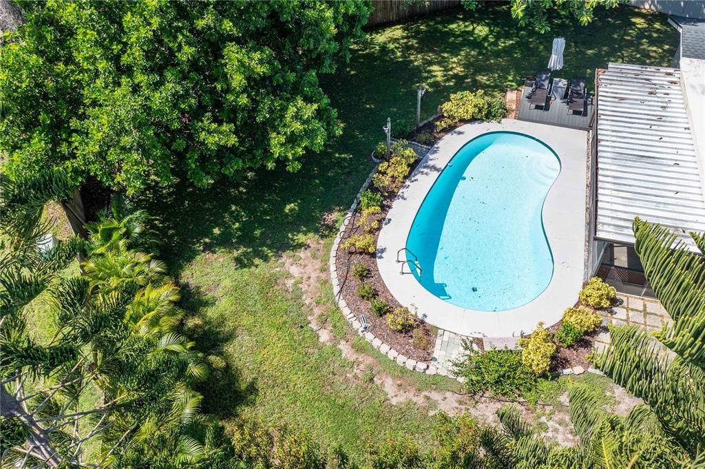 Active With Contract: $3,200 (3 beds, 2 baths, 1795 Square Feet)