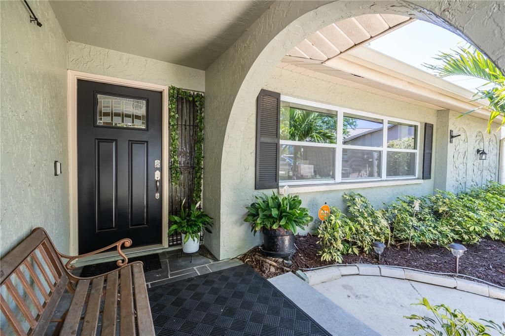 Active With Contract: $3,200 (3 beds, 2 baths, 1795 Square Feet)