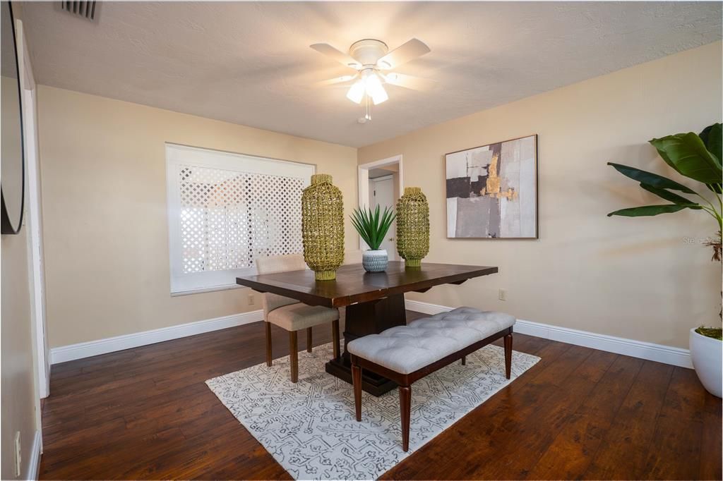 Active With Contract: $3,200 (3 beds, 2 baths, 1795 Square Feet)