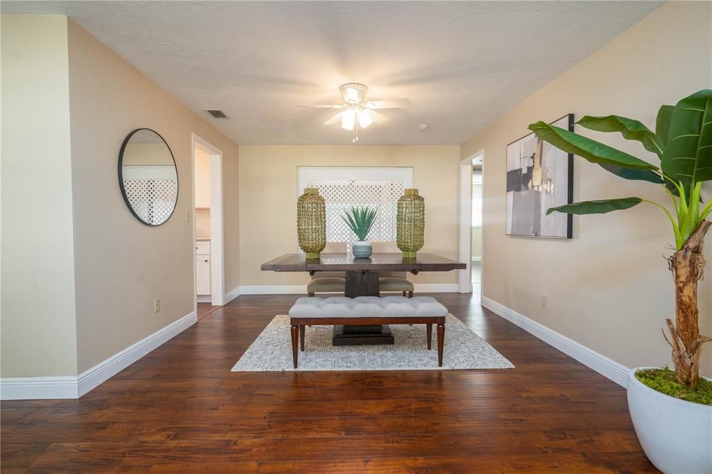 Active With Contract: $3,200 (3 beds, 2 baths, 1795 Square Feet)
