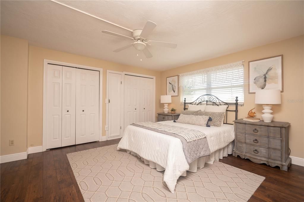 Active With Contract: $3,200 (3 beds, 2 baths, 1795 Square Feet)