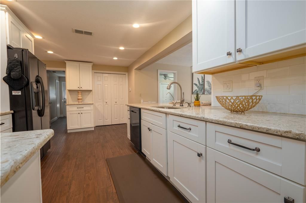 Active With Contract: $3,200 (3 beds, 2 baths, 1795 Square Feet)