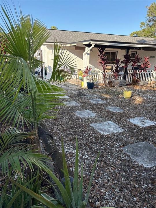 En Venta: $324,000 (2 camas, 1 baños, 1045 Pies cuadrados)