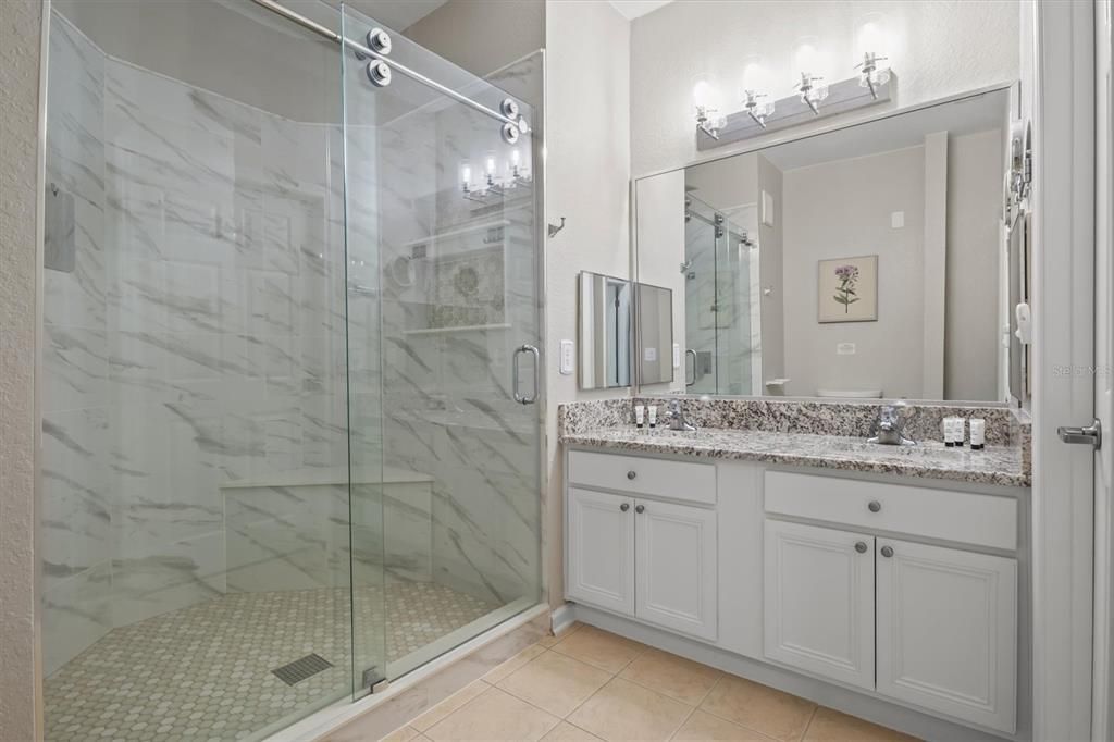 En Venta: $269,000 (3 camas, 2 baños, 1542 Pies cuadrados)