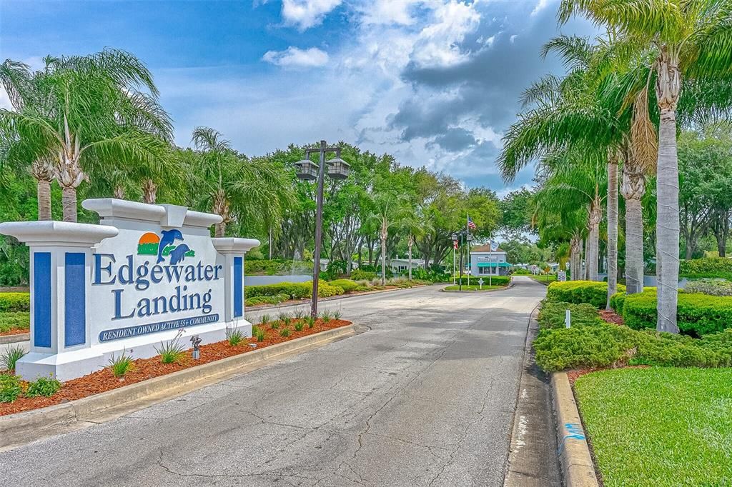 На продажу: $239,000 (3 спален, 2 ванн, 1390 Квадратных фут)