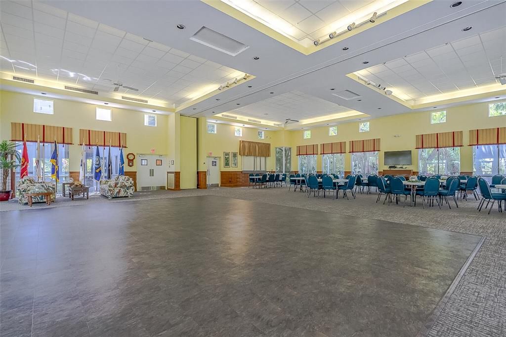 На продажу: $239,000 (3 спален, 2 ванн, 1390 Квадратных фут)