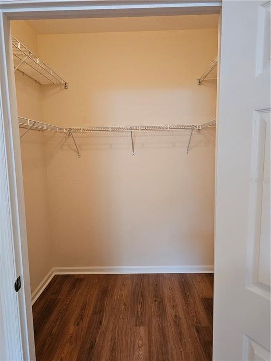 For Sale: $235,000 (3 beds, 2 baths, 1408 Square Feet)