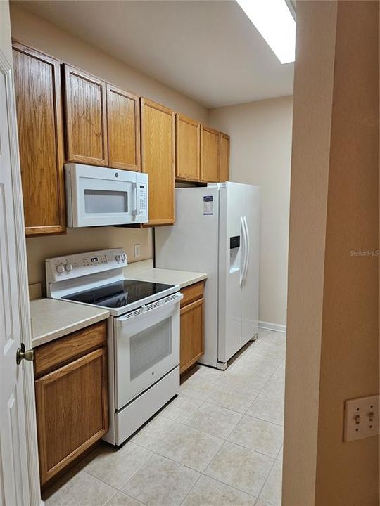 For Sale: $235,000 (3 beds, 2 baths, 1408 Square Feet)