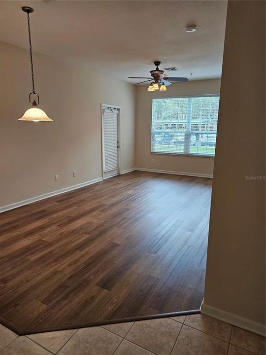 For Sale: $235,000 (3 beds, 2 baths, 1408 Square Feet)