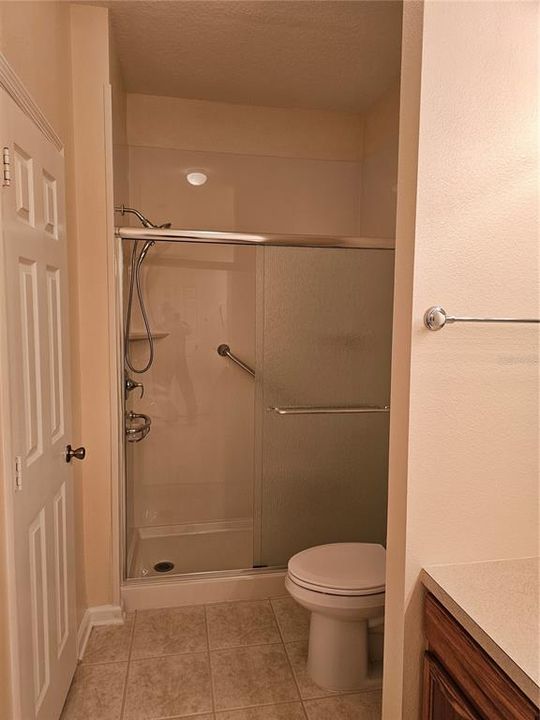 For Sale: $235,000 (3 beds, 2 baths, 1408 Square Feet)