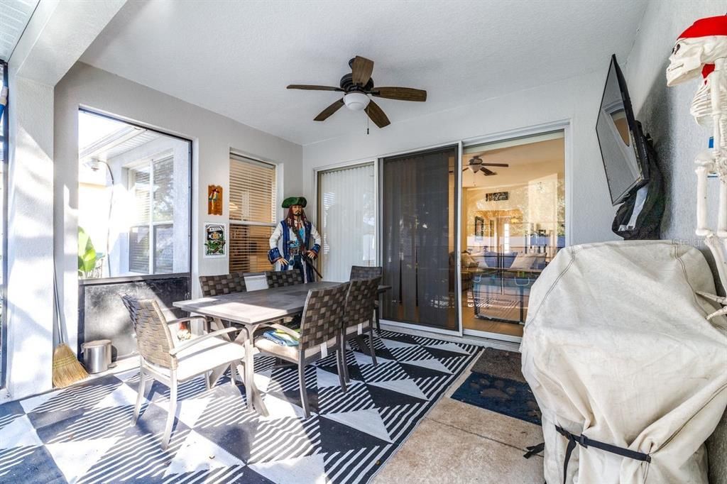 合同活跃: $500,000 (3 贝兹, 2 浴室, 1745 平方英尺)