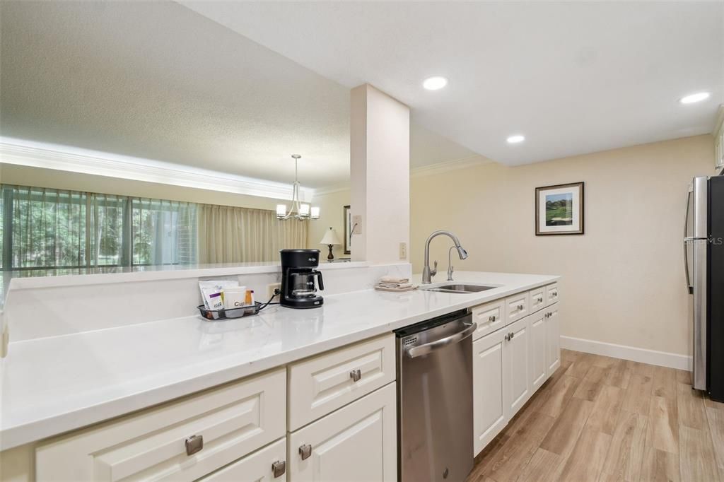 En Venta: $414,900 (2 camas, 2 baños, 1210 Pies cuadrados)