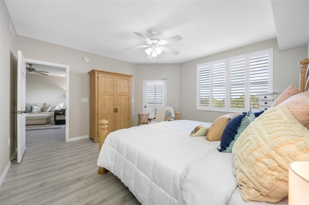 На продажу: $365,000 (3 спален, 2 ванн, 1576 Квадратных фут)