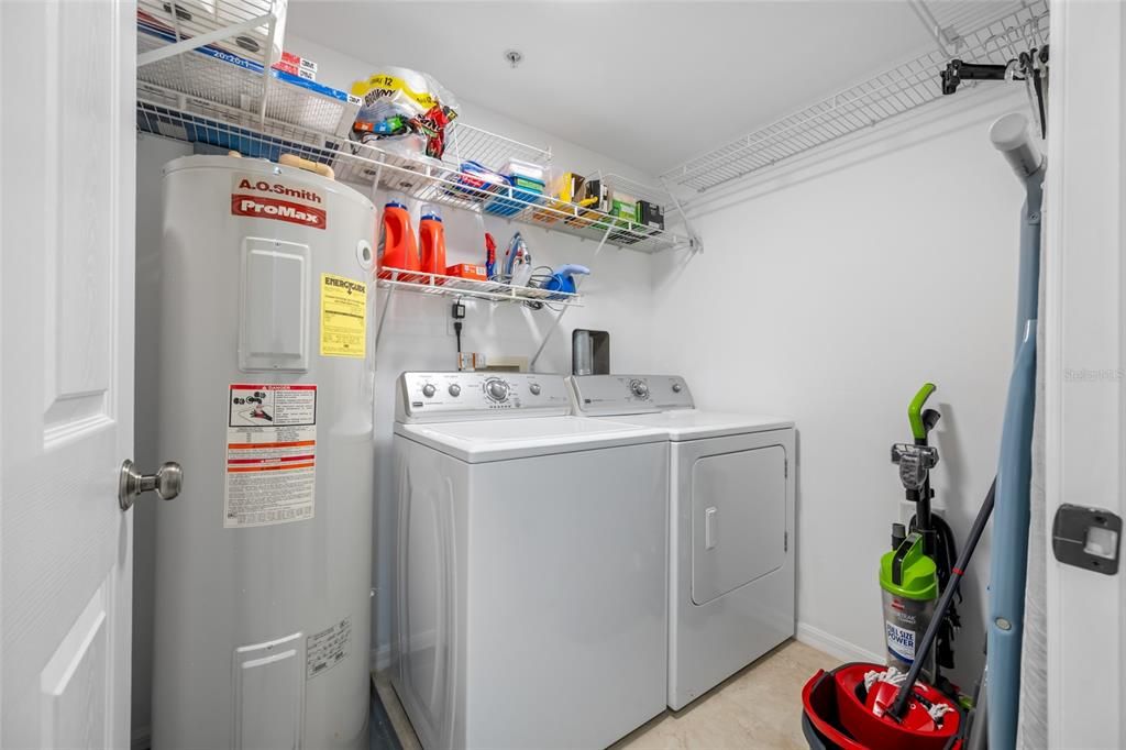 На продажу: $365,000 (3 спален, 2 ванн, 1576 Квадратных фут)