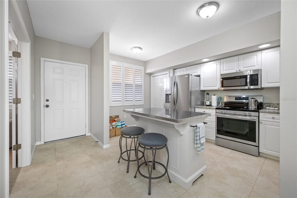 На продажу: $365,000 (3 спален, 2 ванн, 1576 Квадратных фут)