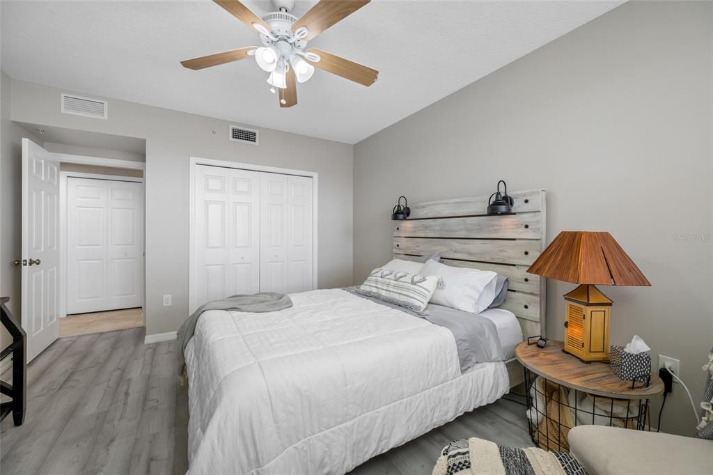 На продажу: $365,000 (3 спален, 2 ванн, 1576 Квадратных фут)