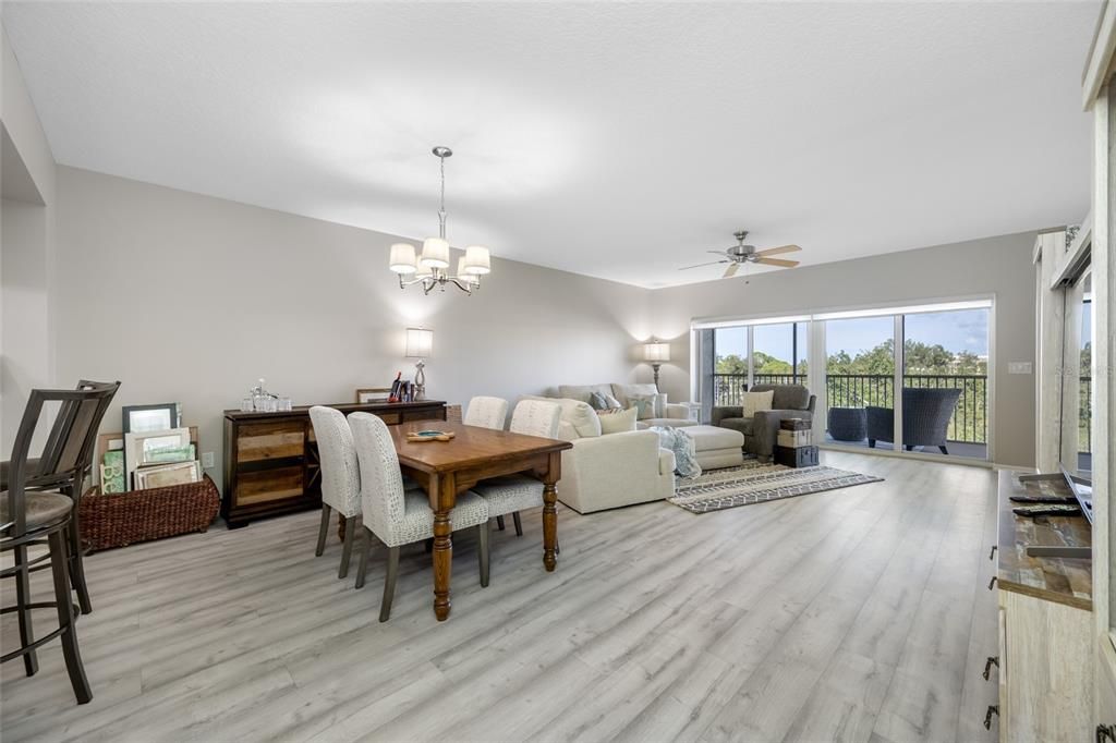 На продажу: $365,000 (3 спален, 2 ванн, 1576 Квадратных фут)