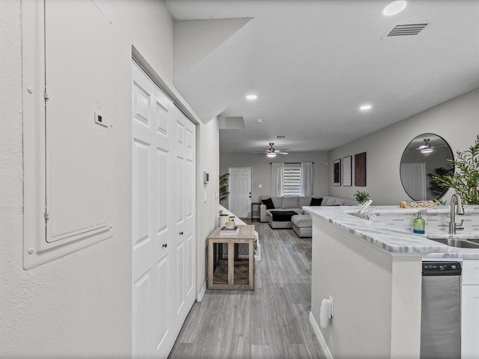 En Renta: $2,295 (2 camas, 1 baños, 1216 Pies cuadrados)