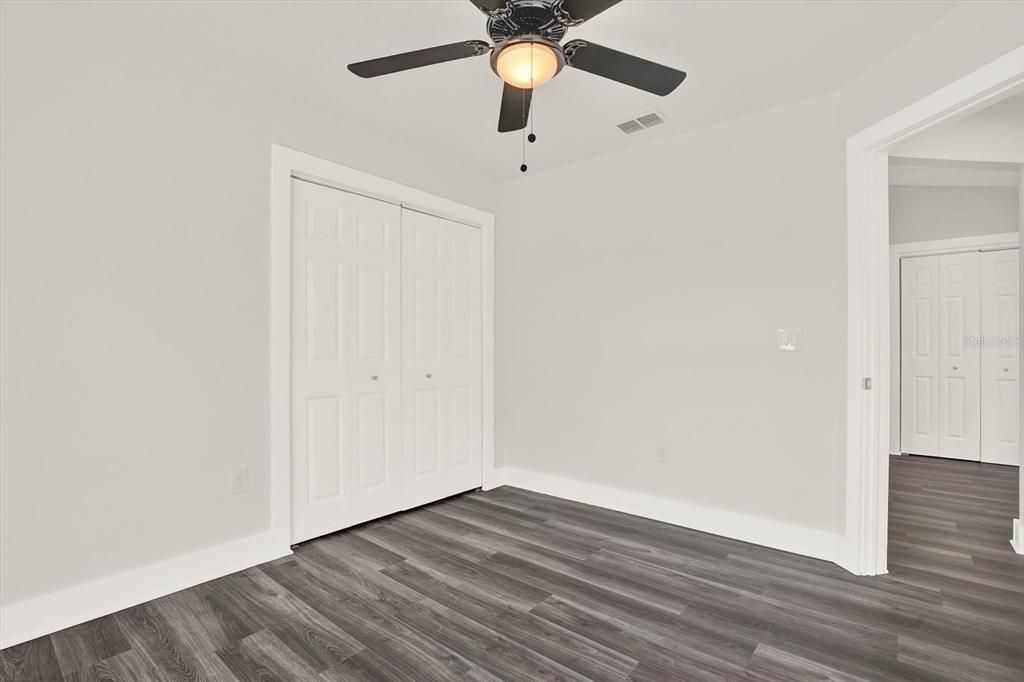 Active With Contract: $370,000 (3 beds, 2 baths, 1528 Square Feet)