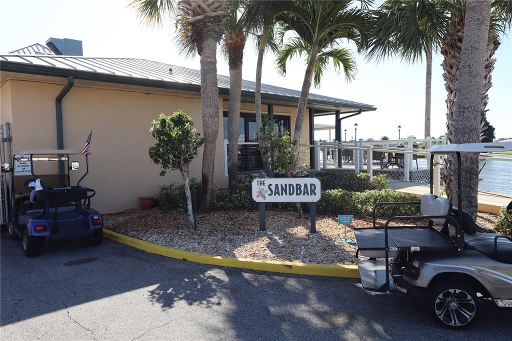 For Sale: $225,000 (2 beds, 2 baths, 1056 Square Feet)