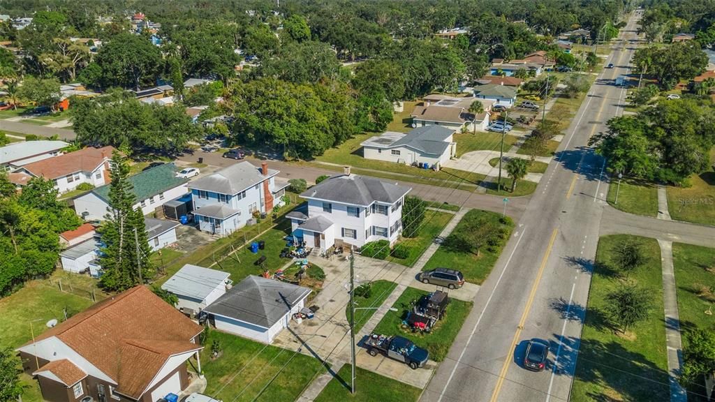 Под контрактом: $335,000 (3 спален, 2 ванн, 1970 Квадратных фут)