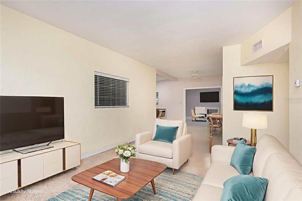 For Sale: $219,900 (3 beds, 2 baths, 1318 Square Feet)