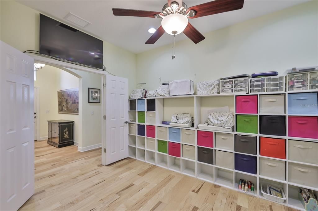 На продажу: $364,900 (2 спален, 2 ванн, 1668 Квадратных фут)