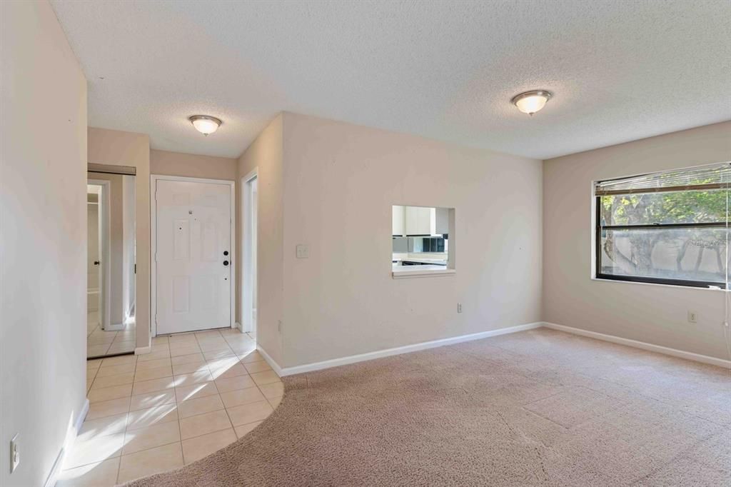 For Sale: $215,000 (2 beds, 2 baths, 1080 Square Feet)