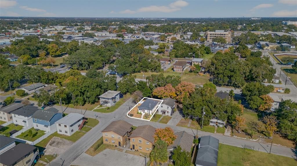 For Sale: $299,980 (3 beds, 1 baths, 864 Square Feet)