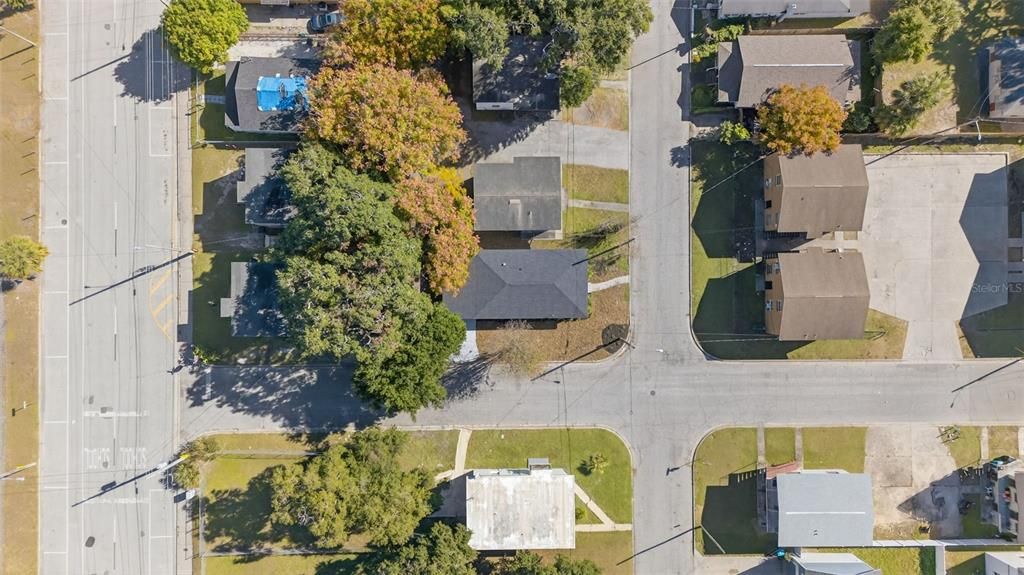 For Sale: $299,980 (3 beds, 1 baths, 864 Square Feet)