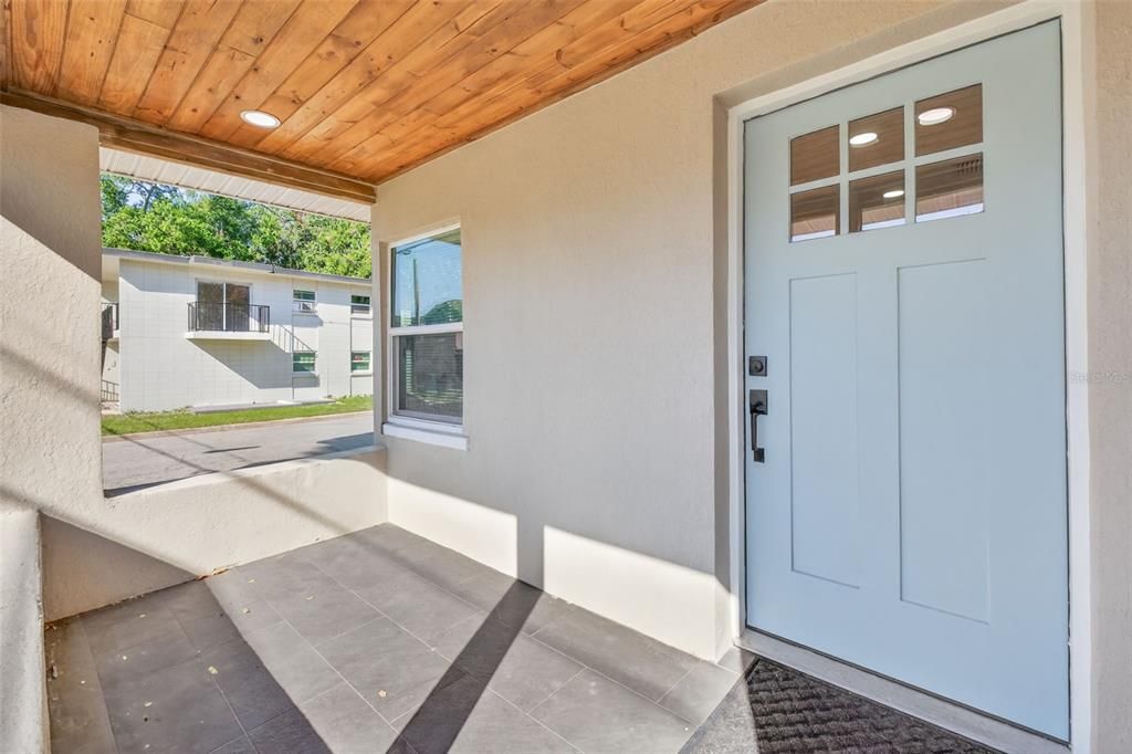 For Sale: $299,980 (3 beds, 1 baths, 864 Square Feet)