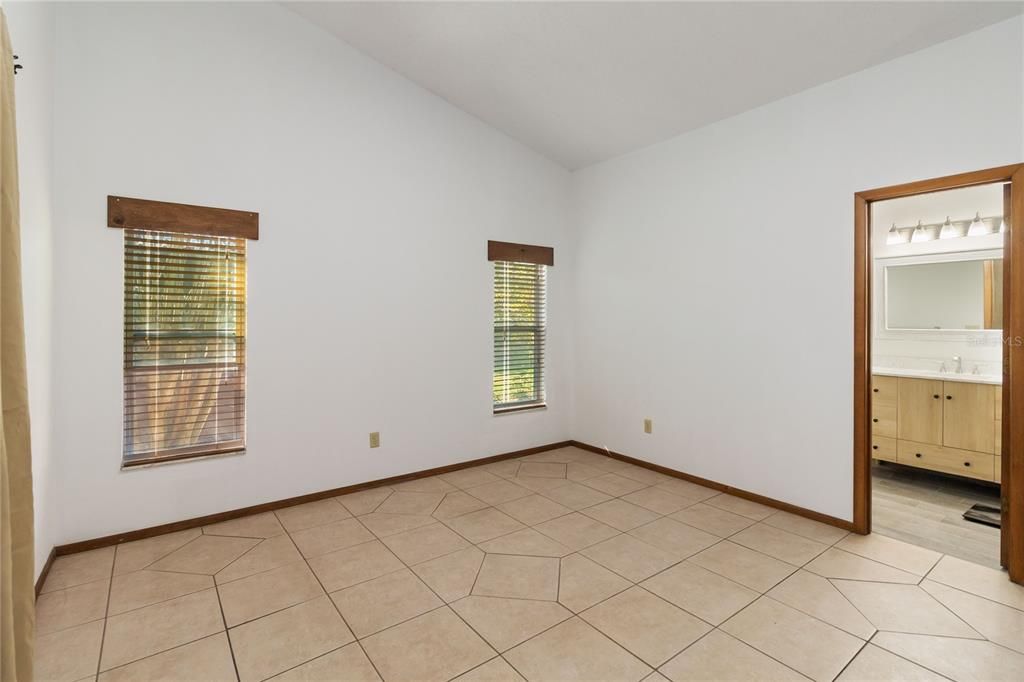 For Sale: $340,000 (3 beds, 2 baths, 1342 Square Feet)
